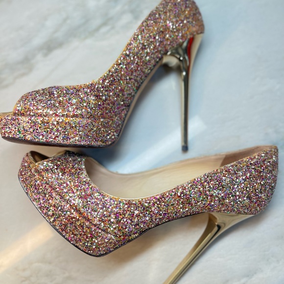 Jimmy Choo 👠 - Picture 10 of 10